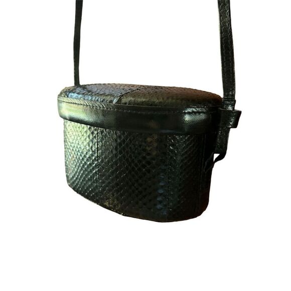 Women's Black Textured Semi-Circle Crossbody Purse - Picture 7 of 13